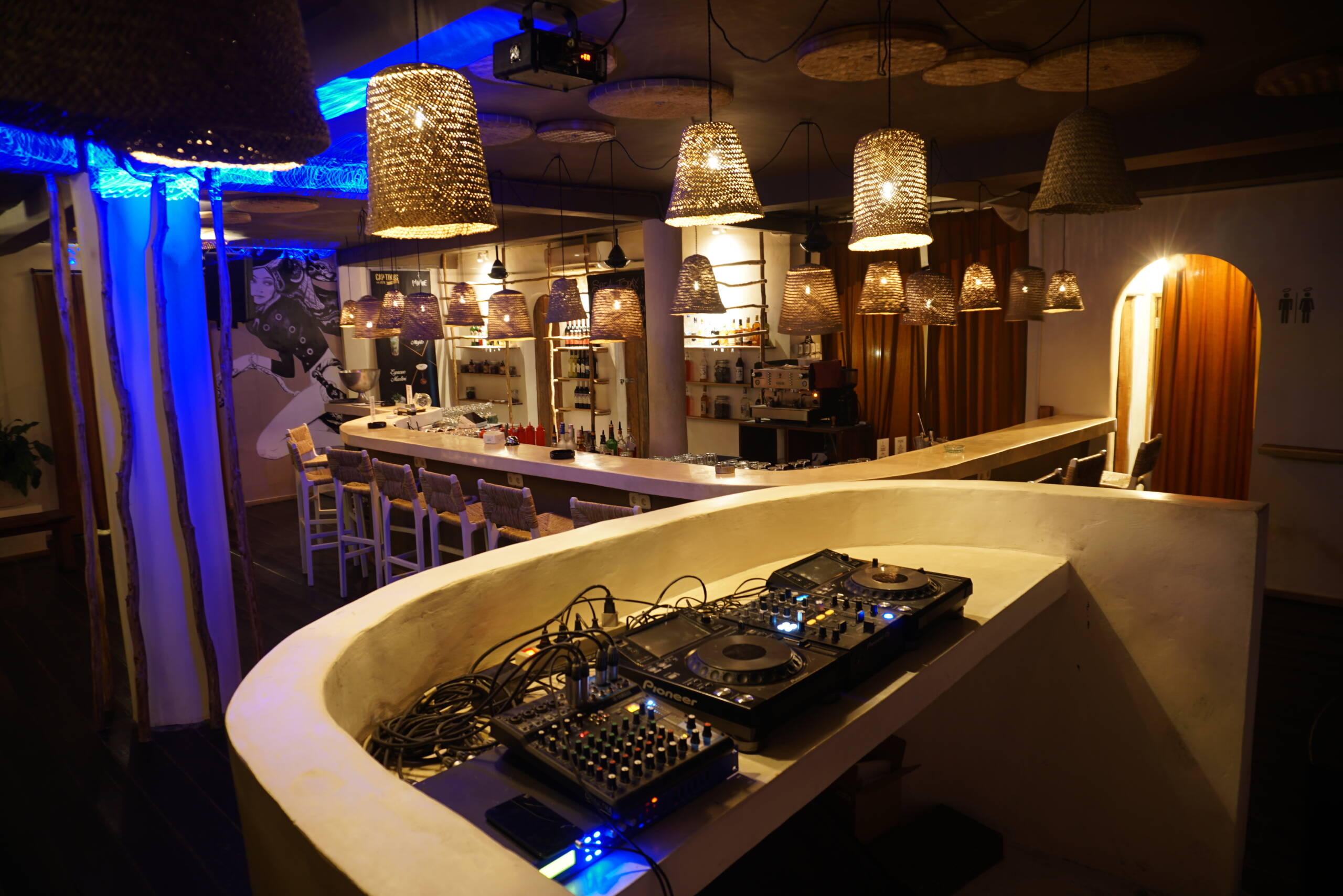Dining Sound